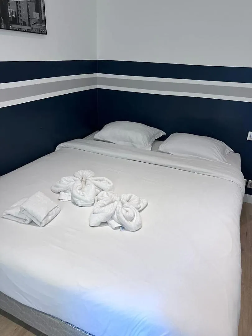 Le Bijou De Valrose - 4 Bedroom With Pool ニース