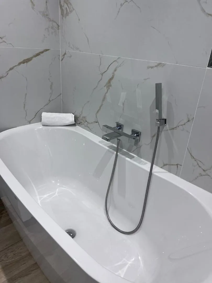 Le Bijou De Valrose - 4 Bedroom With Pool ニース フランス