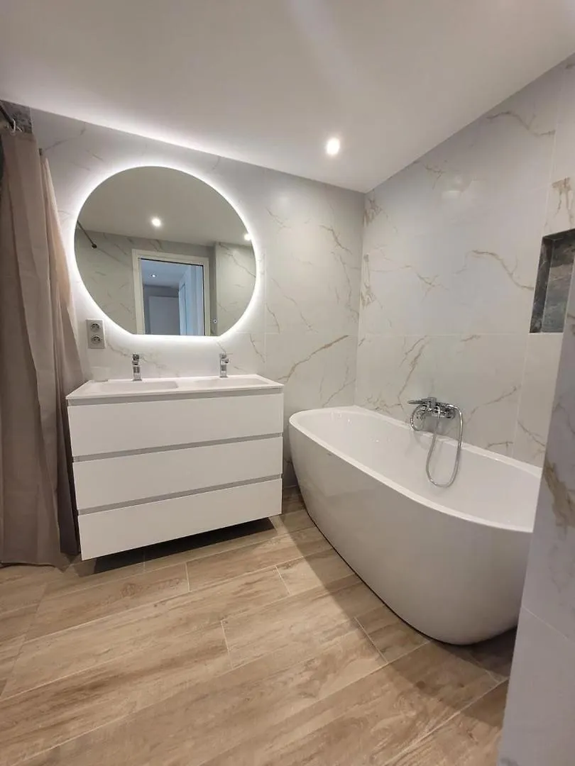 Le Bijou De Valrose - 4 Bedroom With Pool ニース